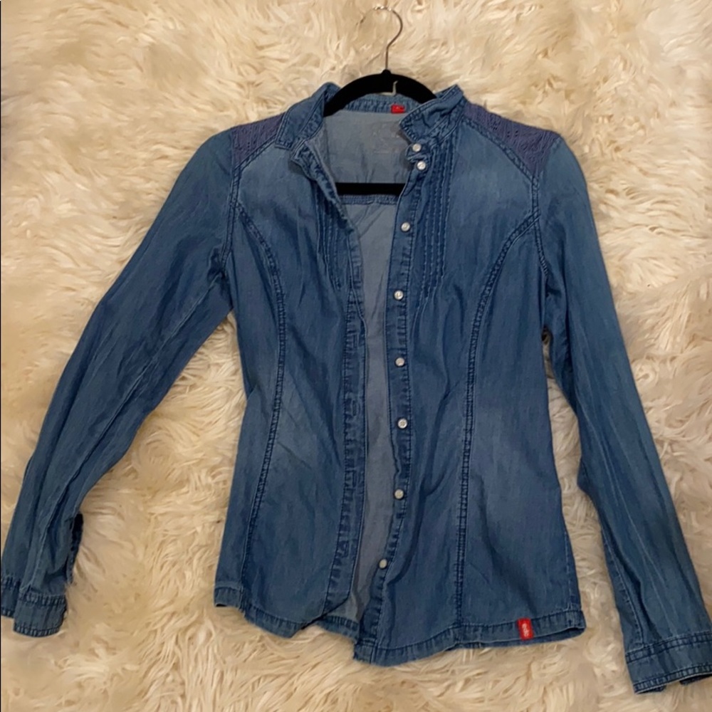 Jean jacket - Picture 1 of 5